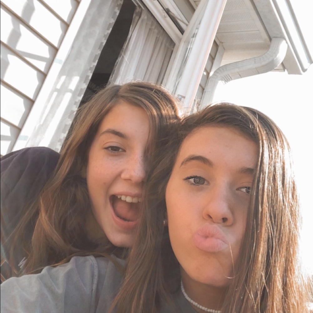 Meet your Posher, Macey